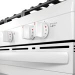Frigidaire FCRG3052BW 30" Gas Range - Image 7