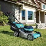 Makita 40V Max XGT Brushless 21" Self-Propelled Commercial Lawn Mower Kit (4.0Ah) GML01SM - Image 3