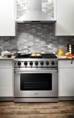 Thor Kitchen LRG3601U 36-Inch Professional Freestanding Gas Range with Convection Oven, Stainless Steel - Image 8